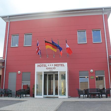 Hotel Motel Giglio Viadana ภายนอก รูปภาพ