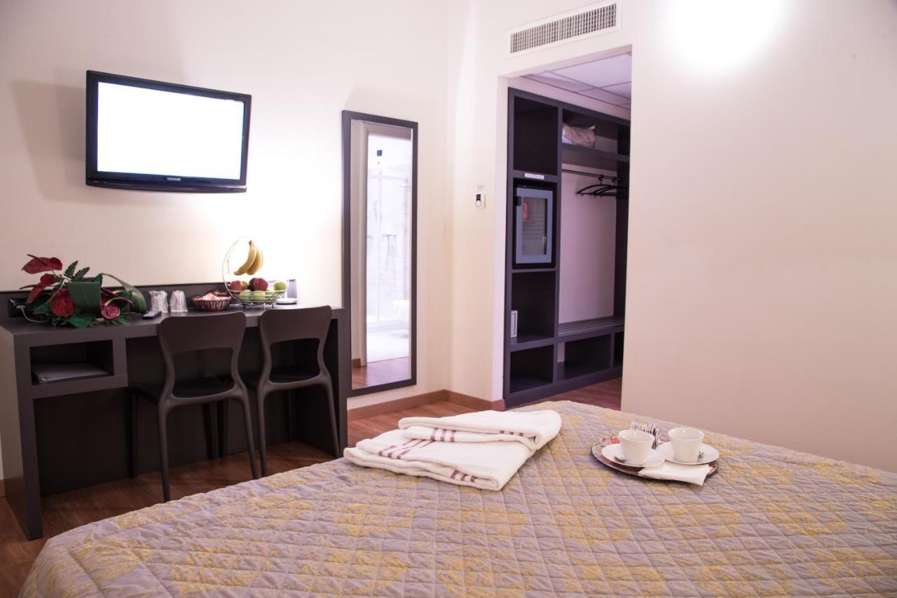 Hotel Motel Giglio Viadana ภายนอก รูปภาพ